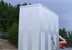 paint and blast room.jpg